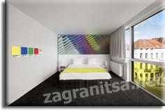 ���� ������ � ����������� �� ���������� � ������������ Pantone Hotel